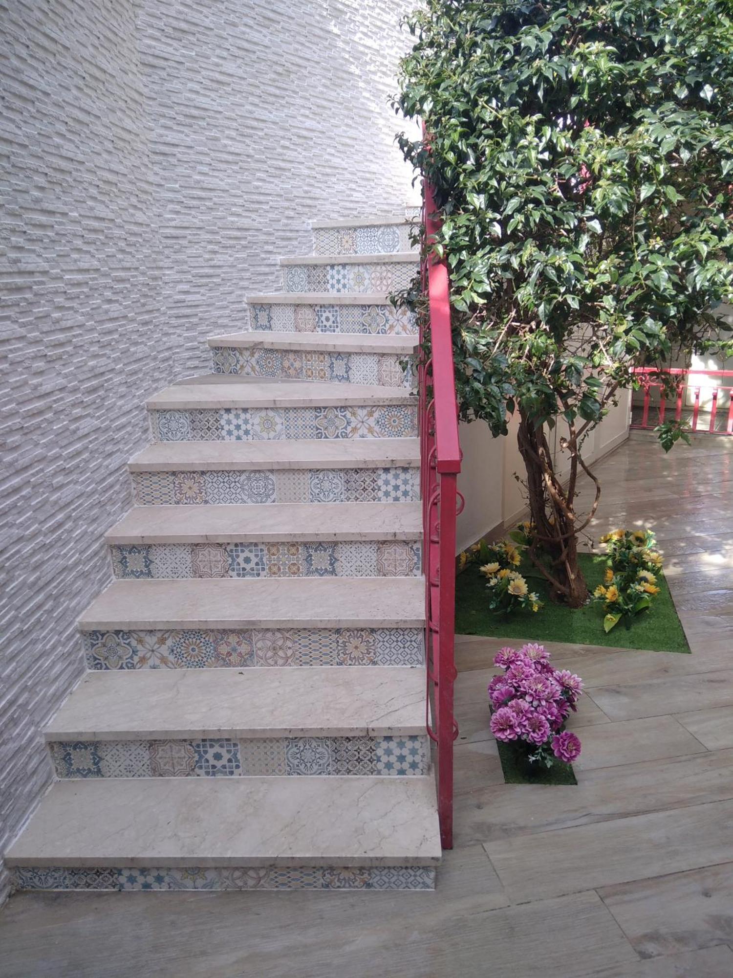 勒托阳尼Poggio Del Sole公寓 外观 照片